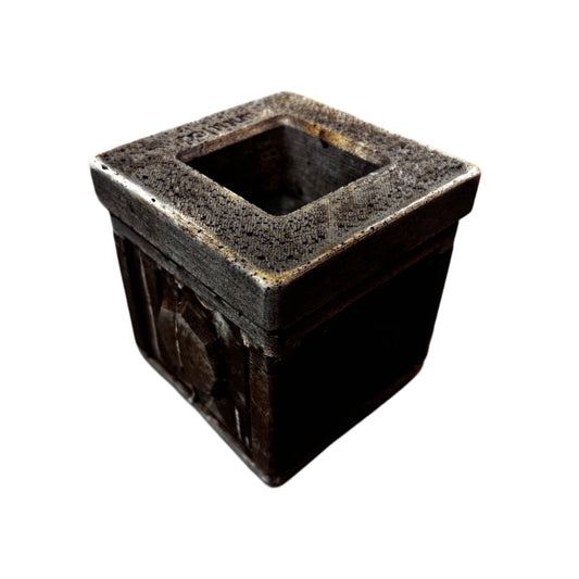 024 Planter Large Blem